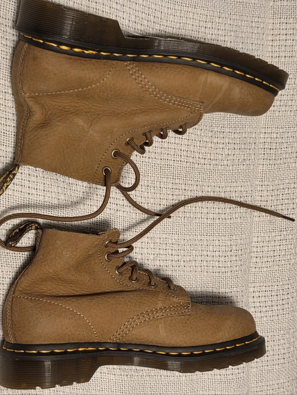 Dr. Martens 101 Unbound Tumbled Nubuck Leather Boots Tan 6M 7L Air Wair